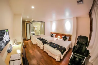 豪华双床间 — Momizi Business Hotel
